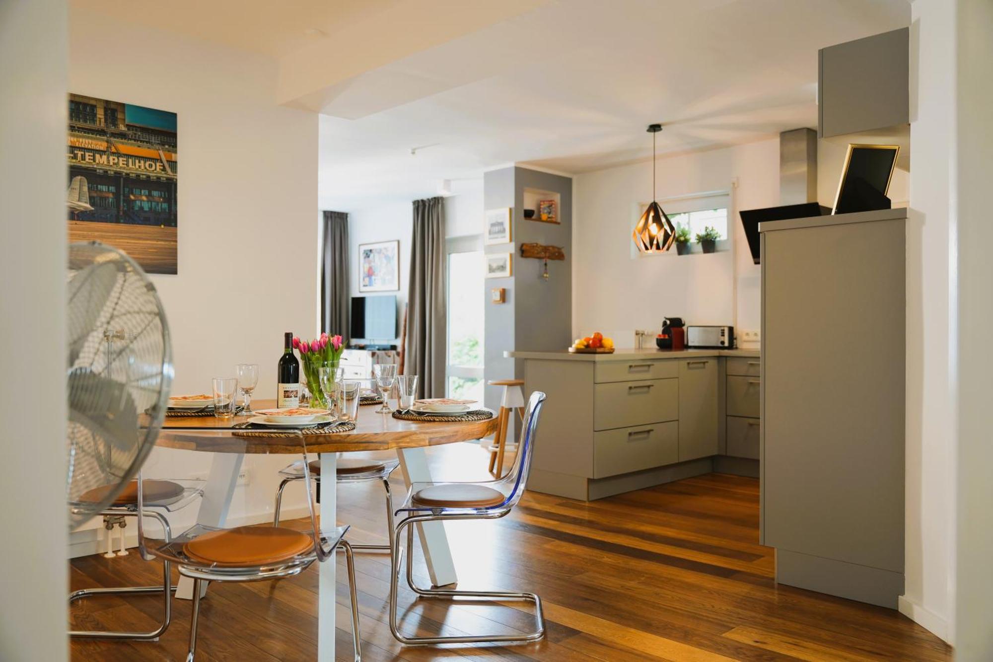 Appartement The Getaway / 80qm In Berlin's Historic Diplomatic Quarter *
